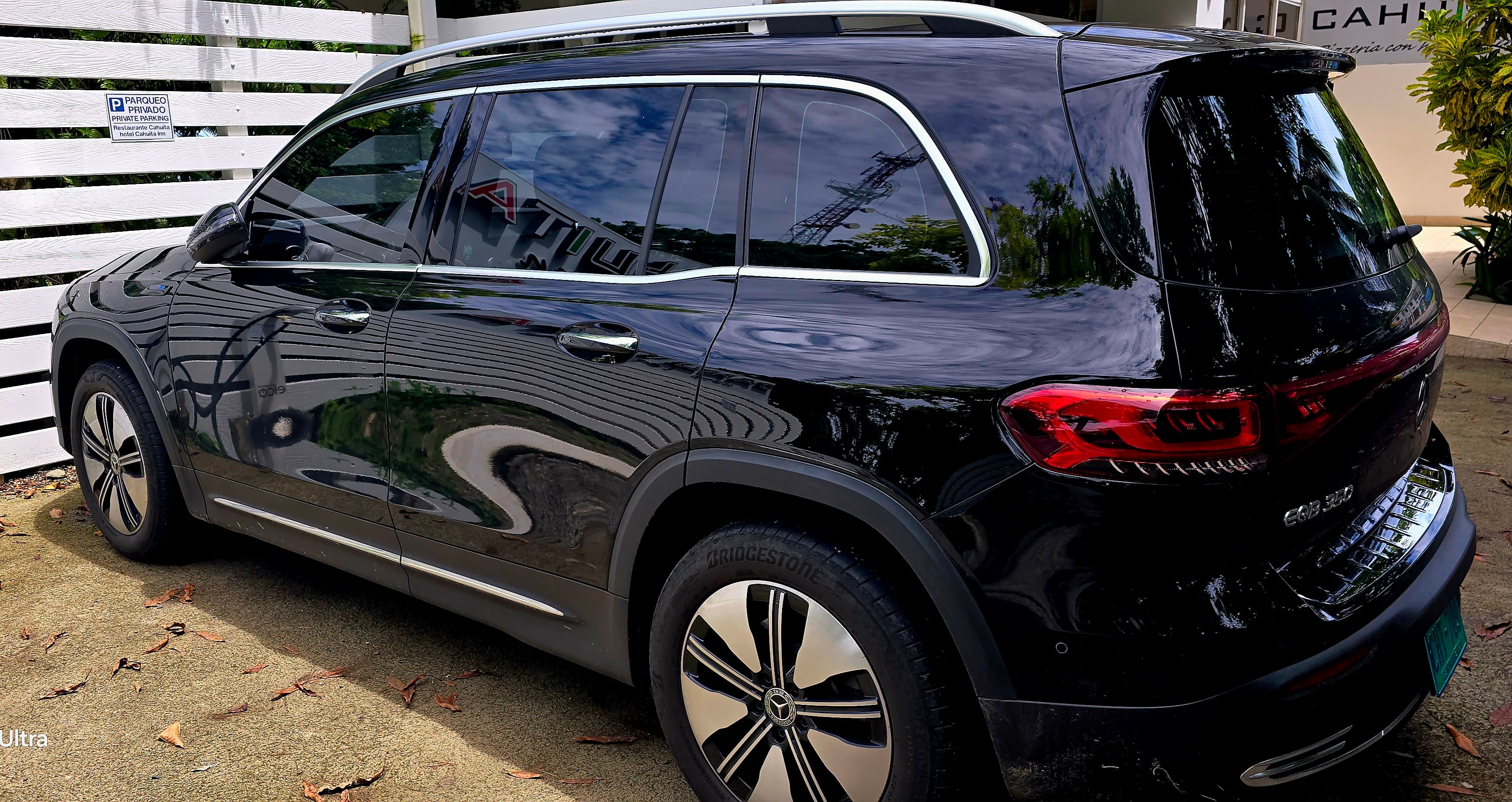 Mercedes Benz EQB